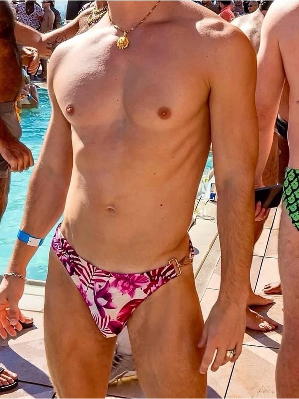 Waynewear Malibu pink buckle speedo